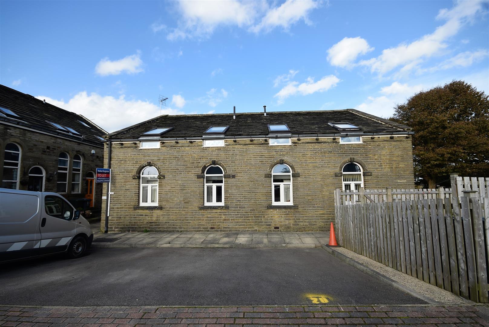 House For Sale / To Let Baptist Fold, Queensbury, Bradford